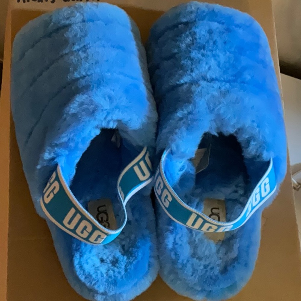 Ugg Slides